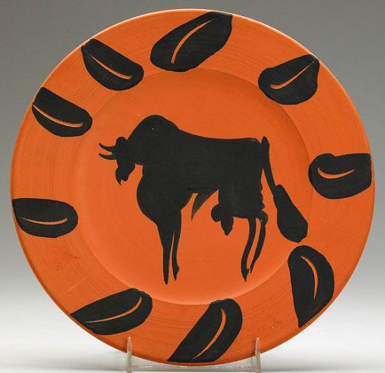 Pablo Picasso Ceramic, Bull, rim with leaves, 1957 A.R. 394