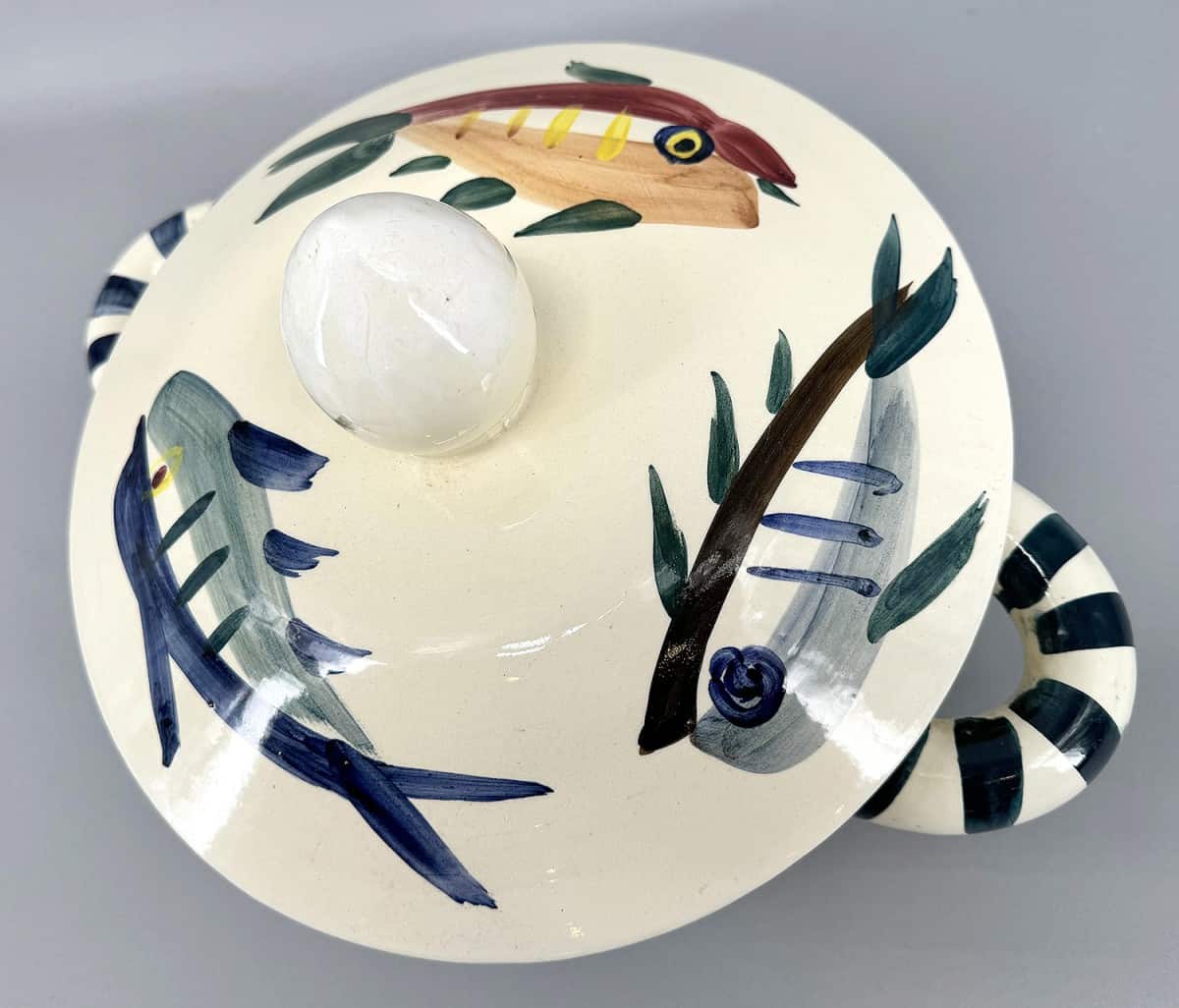 Pablo Picasso, Service poisson (“Fish” Service) Set of 26 ceramics, 1947,  Ceramic