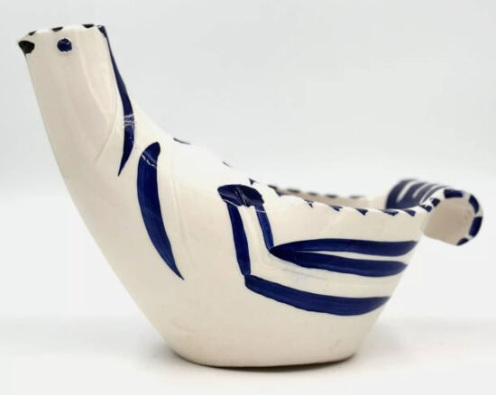 Pablo Picasso Ceramic, Sujet Colombe (Dove Subject), 1963 A.R. 435