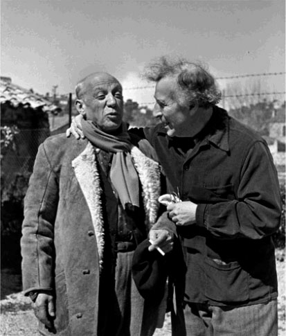 Pablo Picasso and Marc Chagall talking