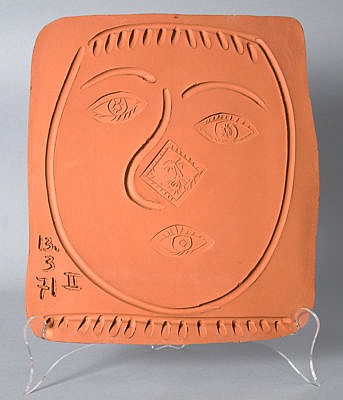 Pablo Picasso Ceramic Plaque Visage au nez rond (Face with Round Nose), 1971
